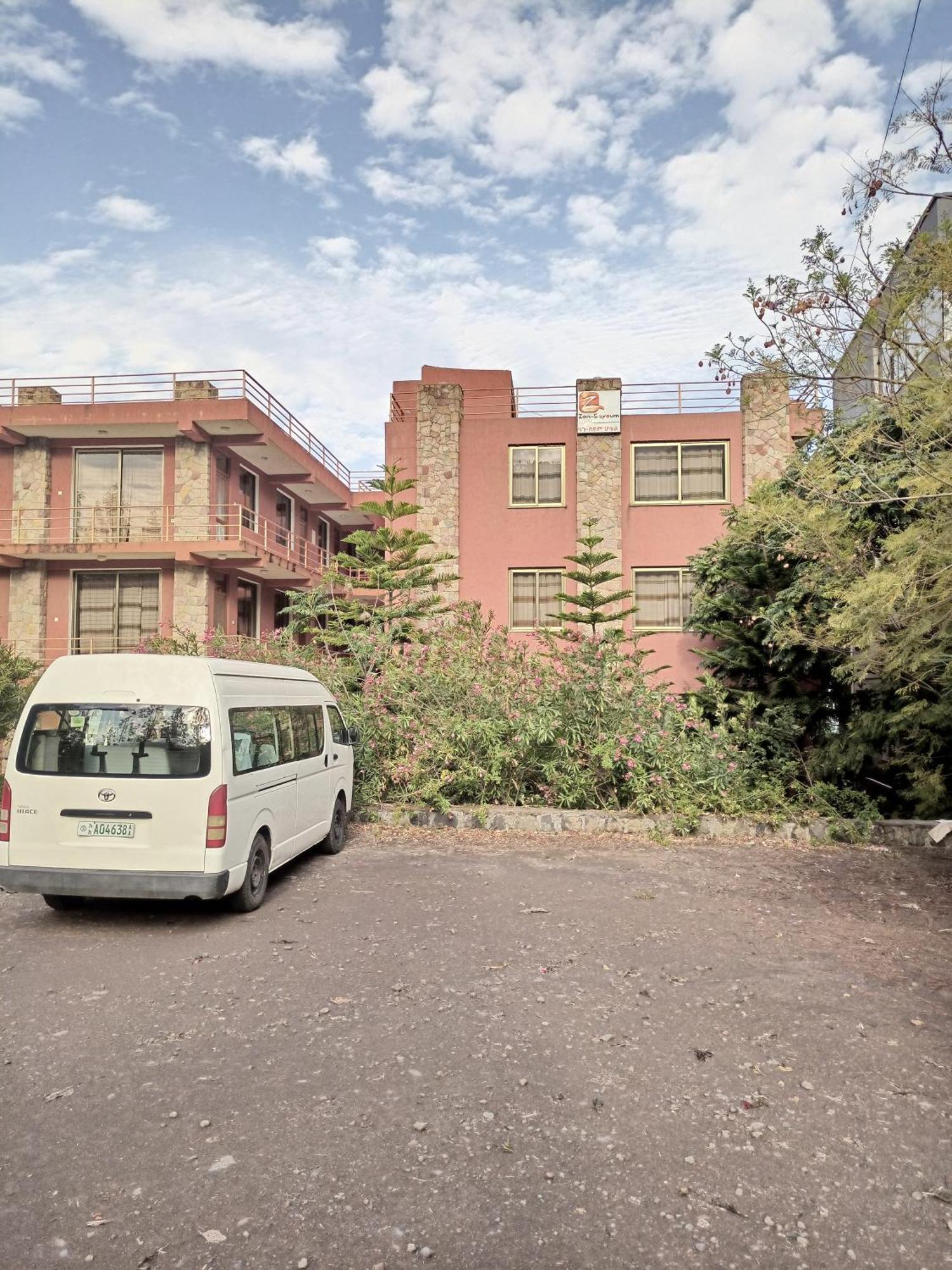 Zan-Seyoum Hotel - Lalībela Buitenkant foto