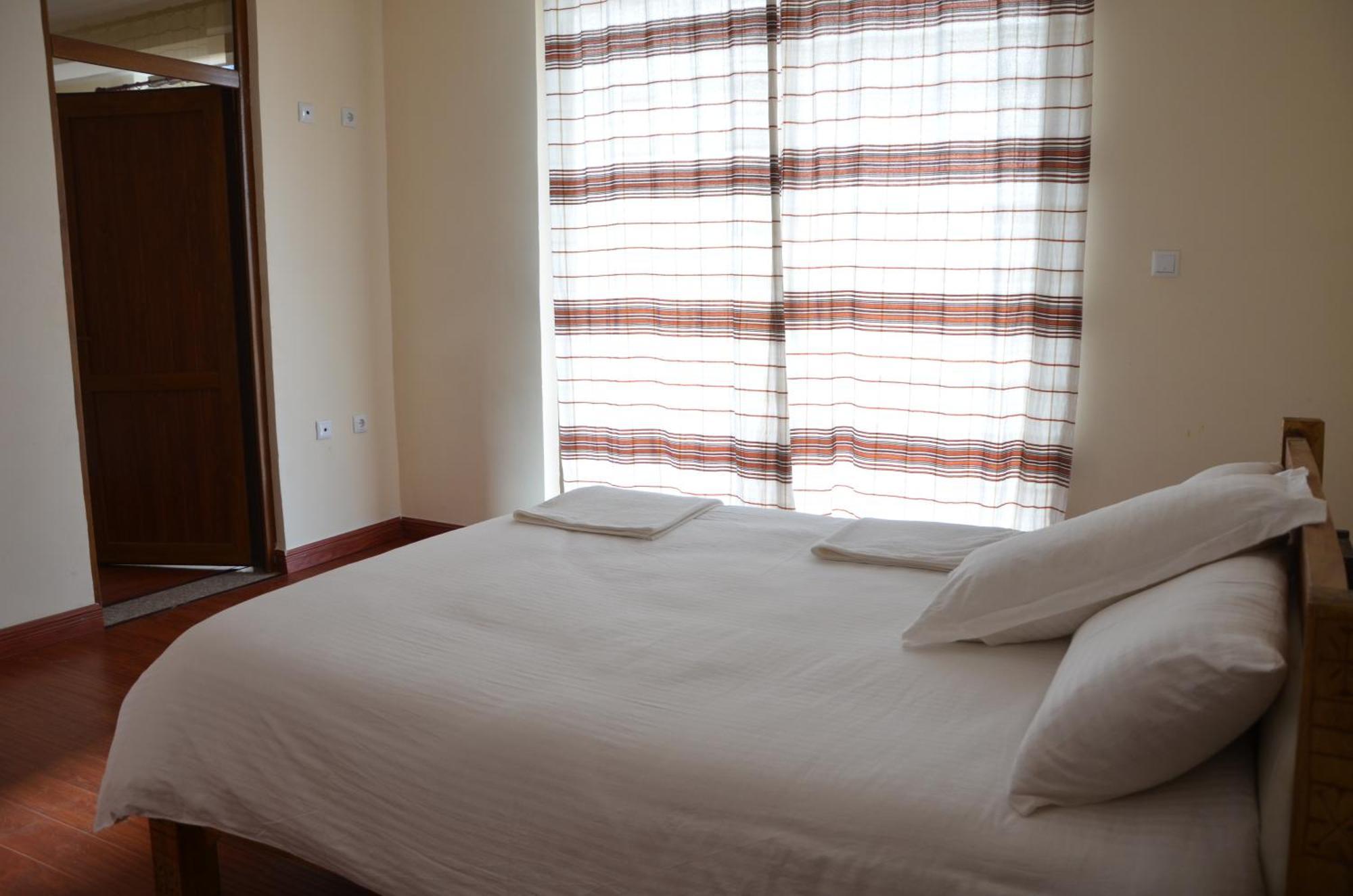 Zan-Seyoum Hotel - Lalībela Buitenkant foto